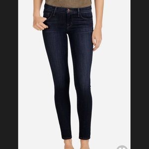 J Brand 910 Low Rise Skinny Leg Jeans - Pure